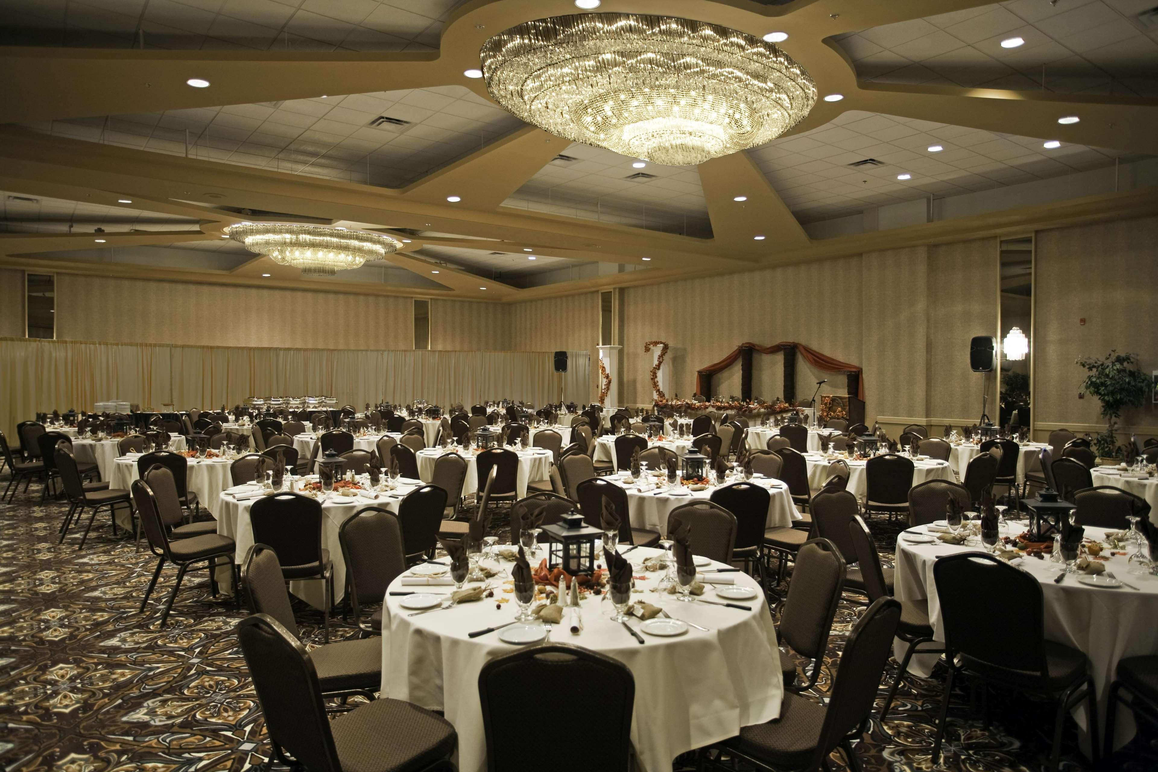 Coast & Conference Centre 3*