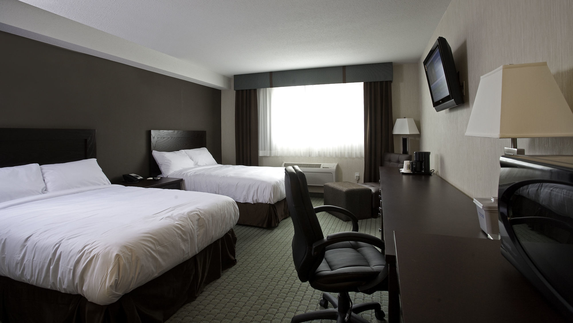 Coast & Conference Centre Hotel 3*